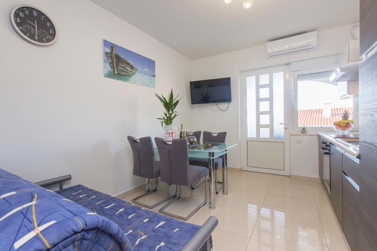 Apartmani Malis Ražanj Exterior foto